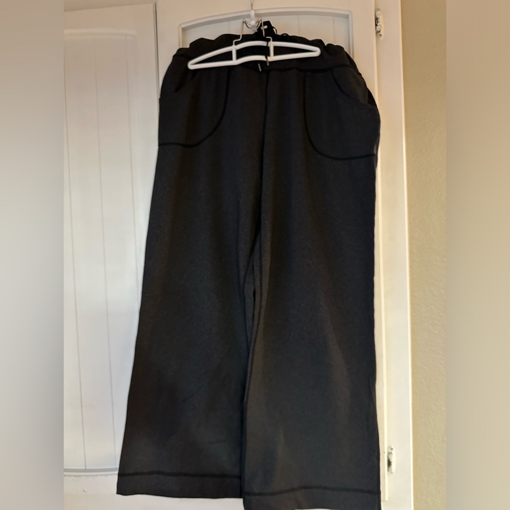 Lululemon Size 10 Gray Pants
